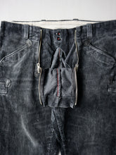 Load image into Gallery viewer, 1980s German Corduroy Workwear Pants - 38"
