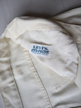 Load image into Gallery viewer, 1970&#39;s Levi&#39;s Sta-Prest Linen Feel Pants - 32&quot;
