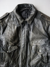 Load image into Gallery viewer, 1980s Schott A-2 Leather Flight Jacket - L/XL

