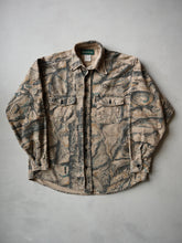Load image into Gallery viewer, 1990&#39;s Realtree Chamois Shirt - L
