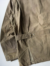 Load image into Gallery viewer, 2000s Filson Waxed Field Jacket with Suede Collar - L

