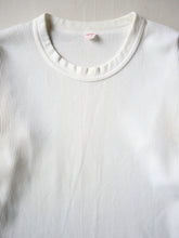 Load image into Gallery viewer, 1970s Waffle Thermal Long Sleeve - M/L
