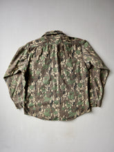 Load image into Gallery viewer, 1980s Faded Winchester Treebark Camo Flannel Shirt - M/L
