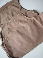 Load image into Gallery viewer, 1960s 10-X Canvas &amp; Leather Hunting Vest - L
