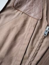 Load image into Gallery viewer, 1960s 10-X Canvas &amp; Leather Hunting Vest - L
