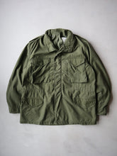Load image into Gallery viewer, 1970/80s U.S Army M-65 Field Jacket - L
