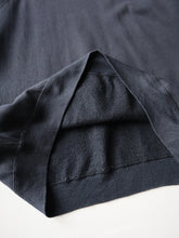 Load image into Gallery viewer, 1980&#39;s Faded Black Raglan Sweatshirt - M
