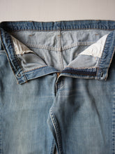 Load image into Gallery viewer, 1970s Levi's 646 Orange Tab Flares - 34"
