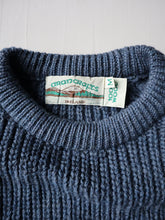 Load image into Gallery viewer, 1980s Aran Crafts Chunky Knit Sweater - L

