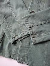 Load image into Gallery viewer, 1970s Faded Green German Workwear Jacket - M/L
