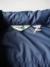 Load image into Gallery viewer, 1970s Aspen Skiwear Chainstitched Windbreaker - S/M
