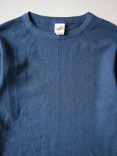 Load image into Gallery viewer, 1990s Waffle Thermal Long Sleeve - M
