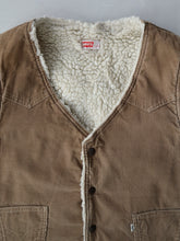 Load image into Gallery viewer, 1970&#39;s Levi&#39;s Corduroy Sherpa Lined Vest - M
