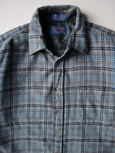 Load image into Gallery viewer, 1990s Pendleton Plaid Wool Shirt - M
