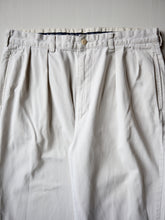 Load image into Gallery viewer, 1990s Polo Ralph Lauren Pleated Chino Pants - 34&quot;
