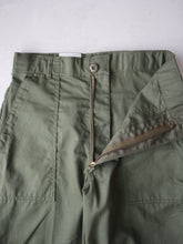 Load image into Gallery viewer, 1980&#39;s U.S Army OG-507 Fatigue Pants - 26&quot;
