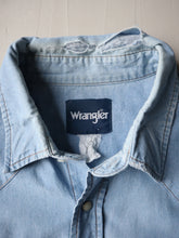 Load image into Gallery viewer, 1990s Distressed Wrangler Chambray Shirt - M
