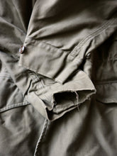 Load image into Gallery viewer, 1950s U.S Army M-51 Field Jacket - M
