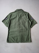 Load image into Gallery viewer, 1970s U.S Army OG-107 Fatigue Shirt - M
