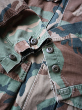 Load image into Gallery viewer, 1980s U.S Army Ripstop Camo Field Shirt - L
