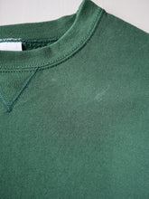 Load image into Gallery viewer, 1990s Russell Athletic Sweatshirt - S
