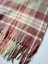 Load image into Gallery viewer, Barbour Plaid Lambswool Scarf

