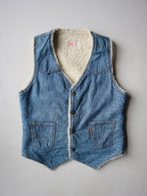 Load image into Gallery viewer, 1970s Levi's Sherpa Lined Denim Vest - S/M
