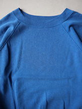 Load image into Gallery viewer, 1980s Hanes Raglan Sweatshirt - M

