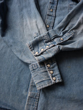 Load image into Gallery viewer, 1990&#39;s Distressed Wrangler Pearl Snap Chambray Shirt - 3XL

