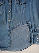 Load image into Gallery viewer, 1990&#39;s Distressed Wrangler Pearl Snap Chambray Shirt - XL
