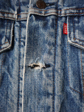 Load image into Gallery viewer, 1970s Levi's Blanket Lined Denim Jacket - S
