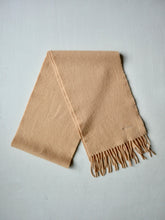Load image into Gallery viewer, Barbour Lambswool Scarf
