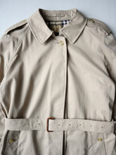 Load image into Gallery viewer, 1980s Made in England Burberrys' Trench Coat - M
