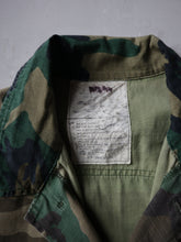 Load image into Gallery viewer, 1970&#39;s USMC Stencilled Camo Ripstop Field Shirt - S
