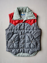 Load image into Gallery viewer, 1970s Powderhorn Mountaineering Puffer Jacket with Removable Sleeves - S
