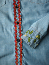 Load image into Gallery viewer, 1970s Towncraft Native American Thunderbird Embroidered Chambray Shirt - S
