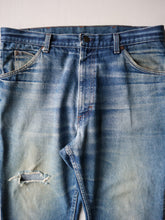 Load image into Gallery viewer, 1980s Faded &amp; Distressed Sears Roebucks Bootcut Jeans - 34"

