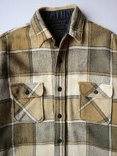 Load image into Gallery viewer, 1970s Plaid CPO Shirt - L
